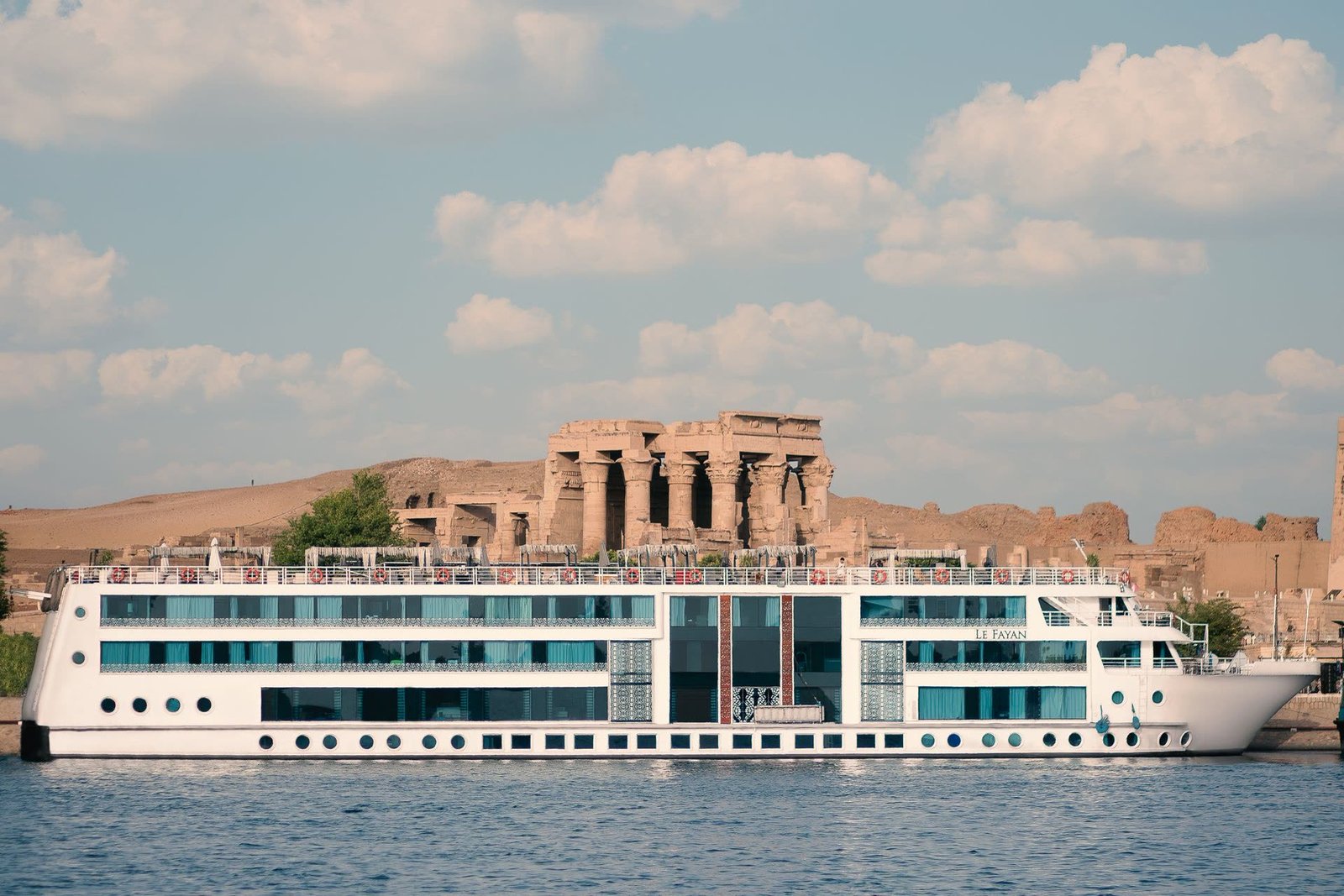 Le Fayan luxury Nile cruise sailing between Luxor and Aswan
